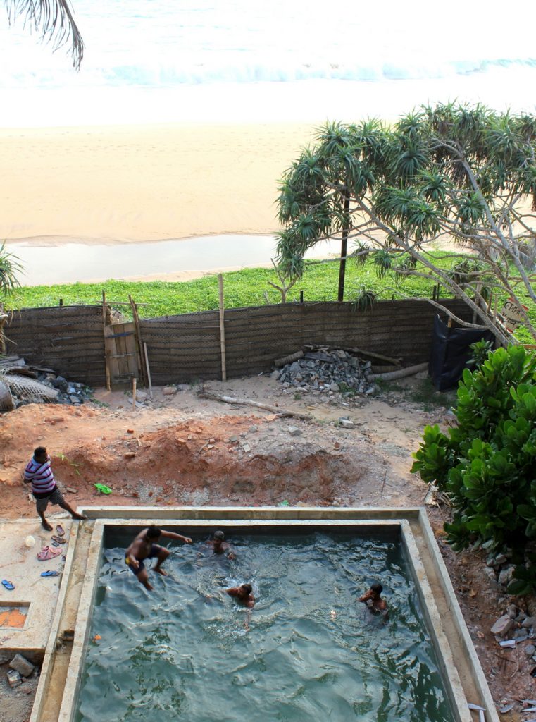 Bygge hotell på Sri Lanka svømmebasseng