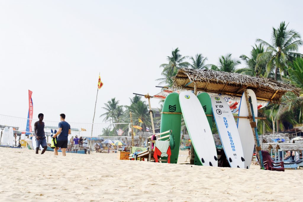 Hikkaduwa surfing Sri Lanka